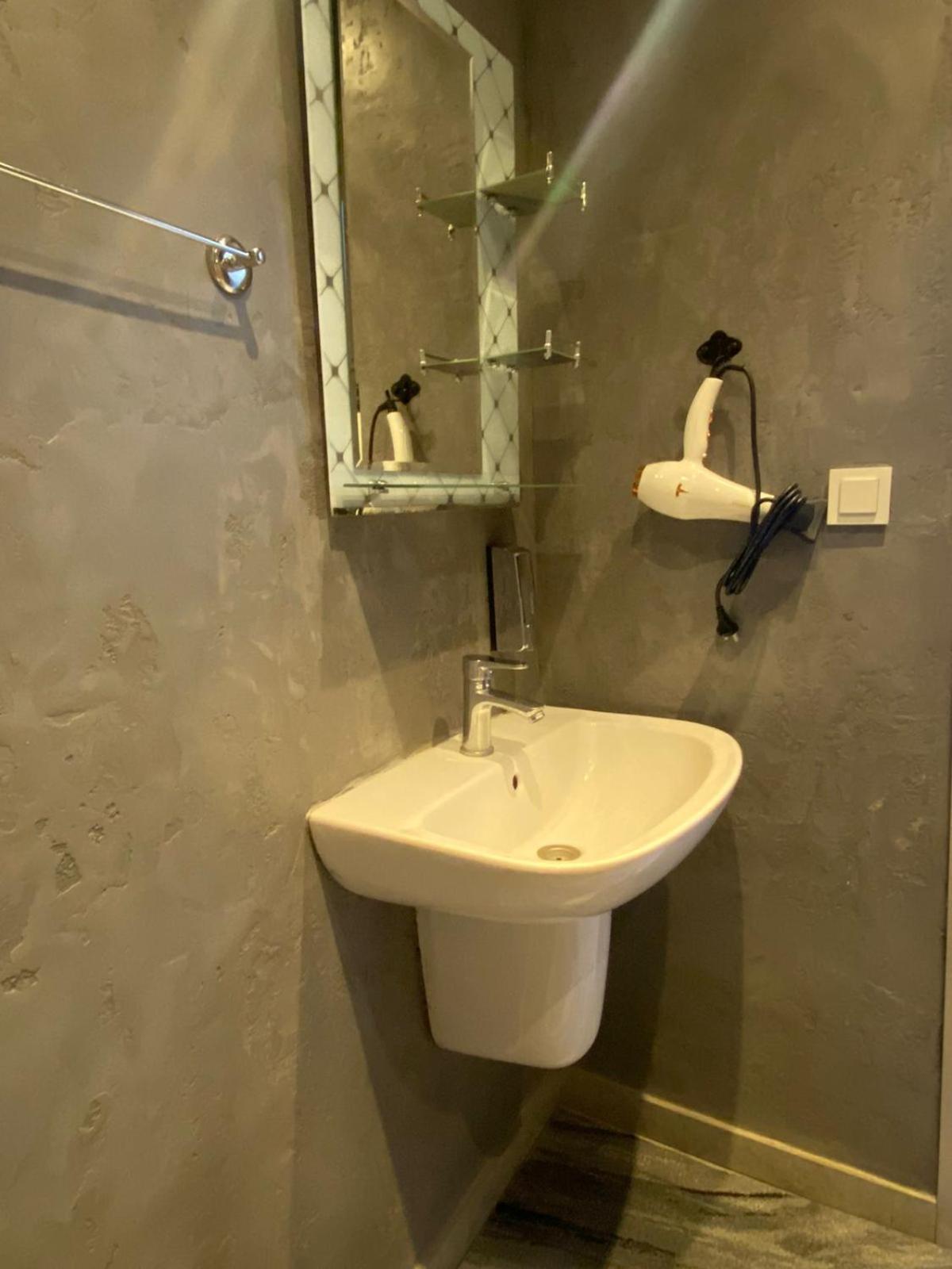 Aq Capsule Hostel Almaty Luaran gambar