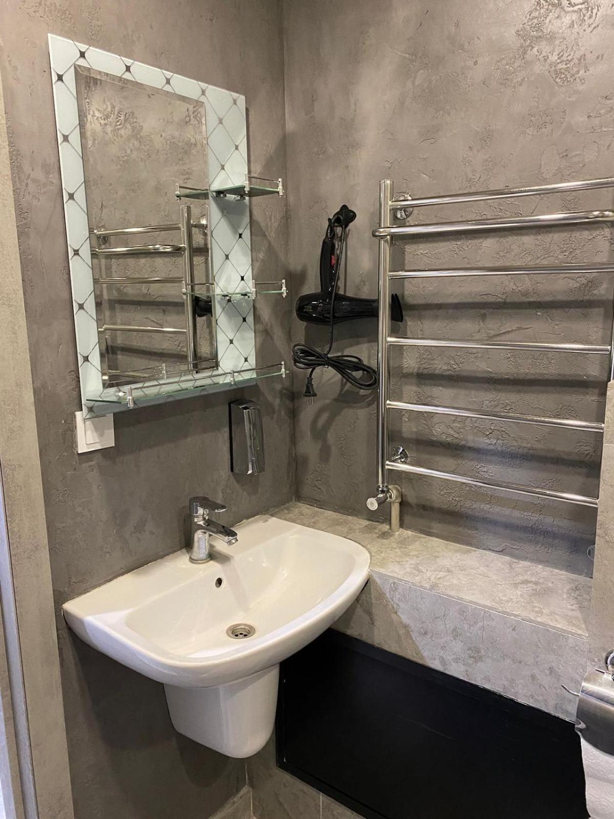 Aq Capsule Hostel Almaty Luaran gambar