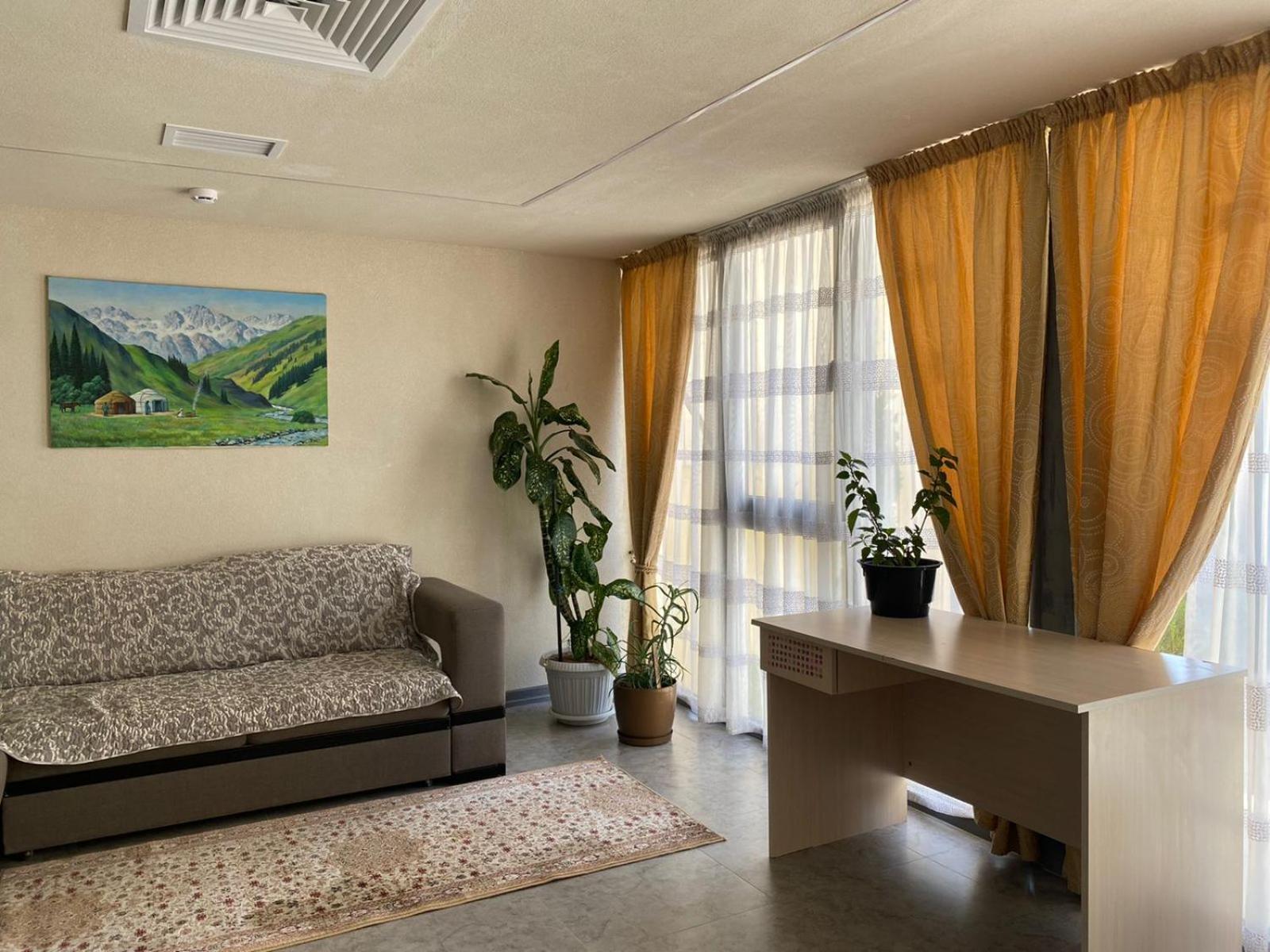 Aq Capsule Hostel Almaty Luaran gambar