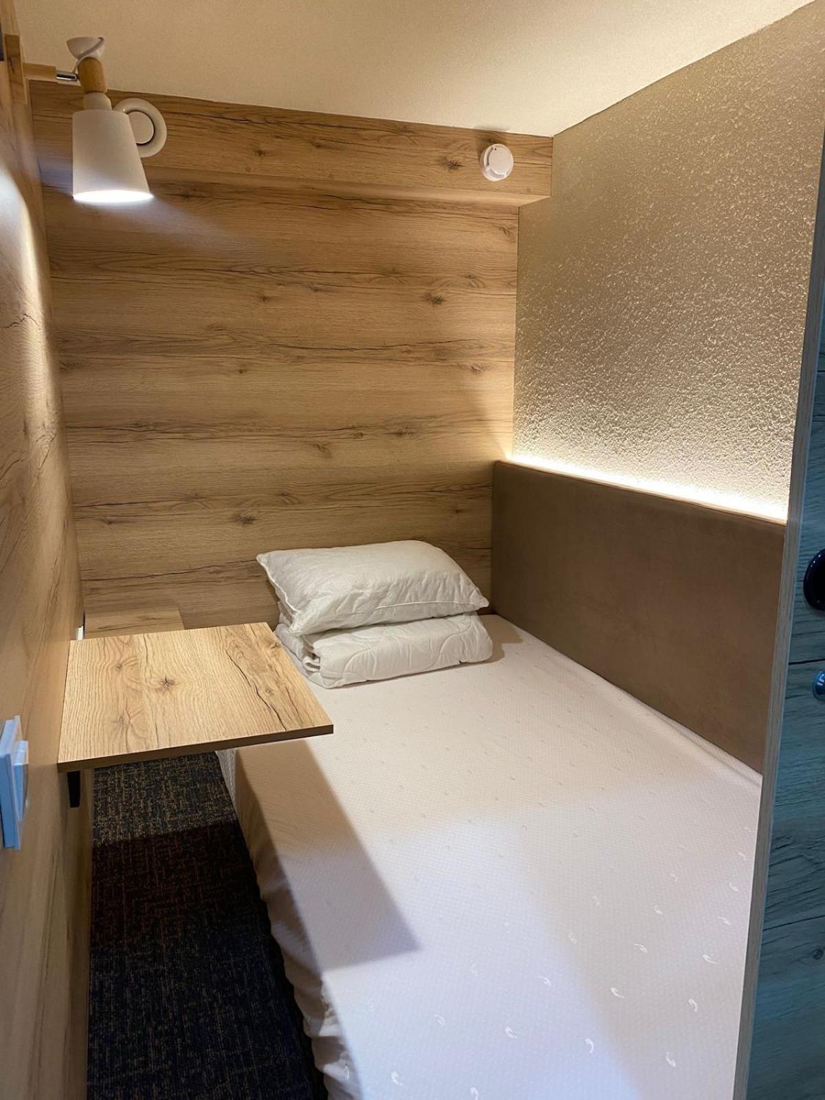 Aq Capsule Hostel Almaty Luaran gambar