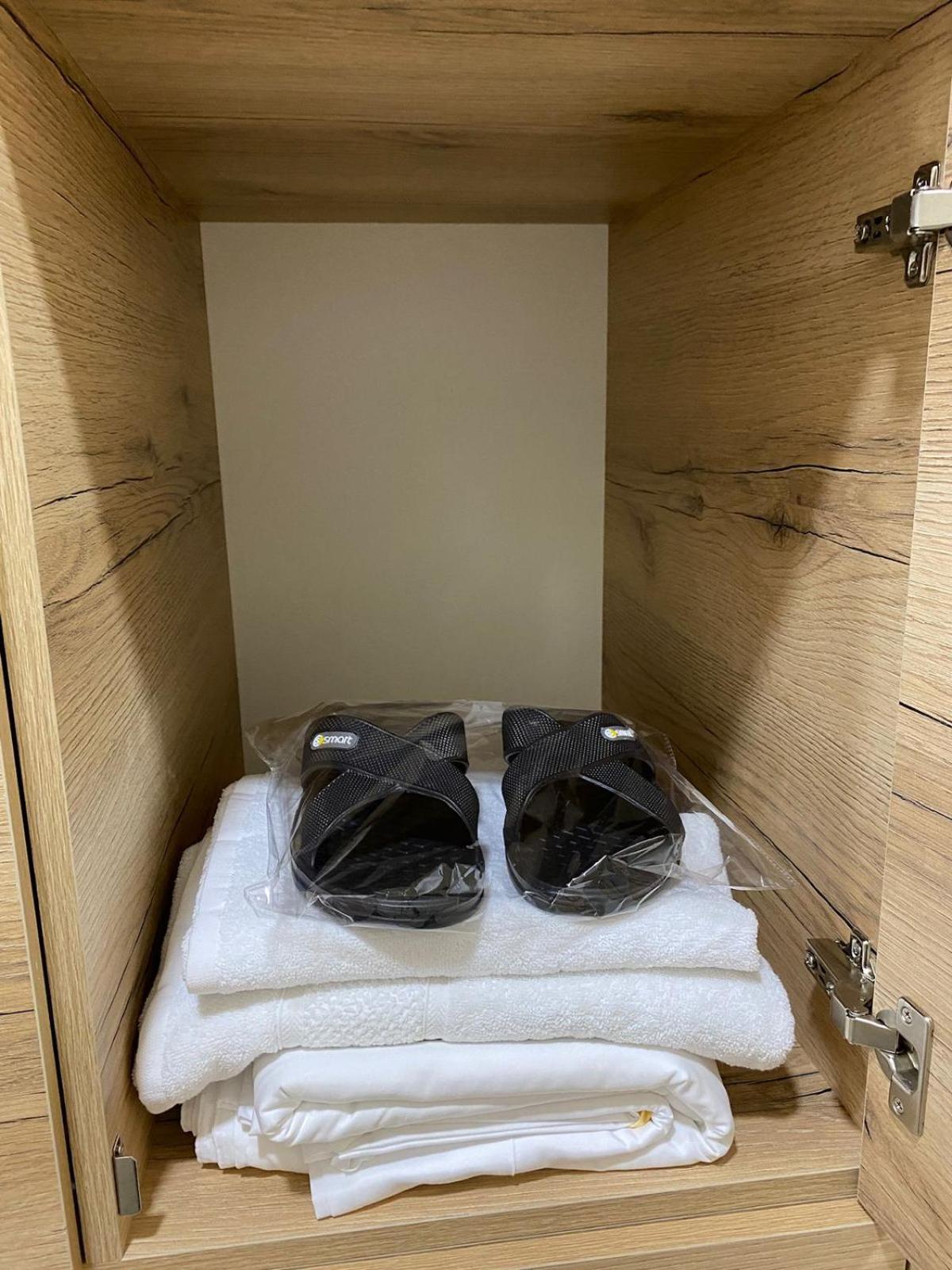 Aq Capsule Hostel Almaty Luaran gambar